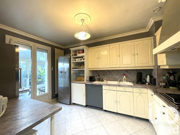 Maison à vendre 7 pièces 143 m² Vert-Saint-Denis