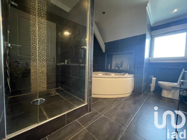 Maison à vendre 7 pièces 143 m² Vert-Saint-Denis