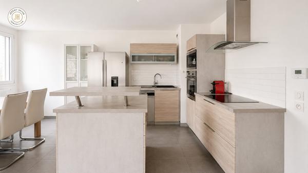 À vendre - T4, 4 pièces situé à Saint-Priest (69800)