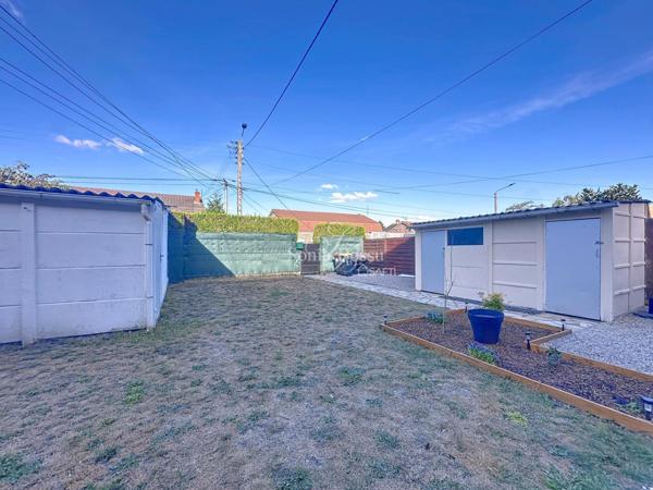 IDEAL PREMIER ACHAT // MAISON SEMI MITOYENNE 2 CHAMBRES GARAGE JARDIN