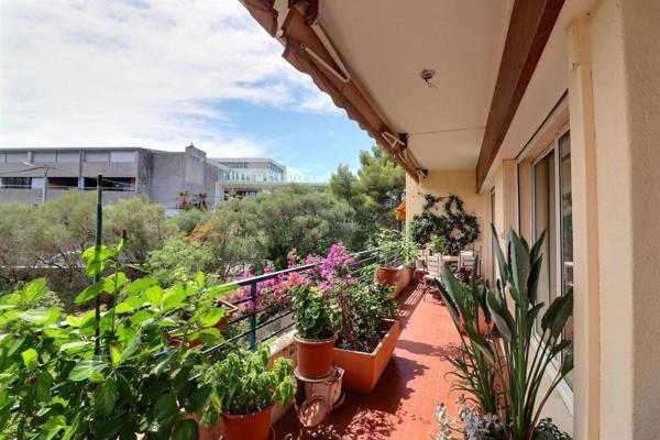 Appartement Toulon 5 pièce(s) 112 m2 quartier Petit Bois