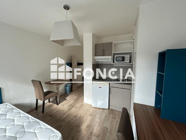 Location Studio meublé 18.92 m² - 25 RUE DU BLAMONT Amiens 80000