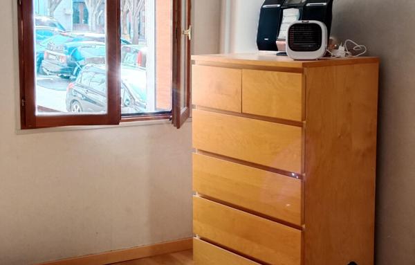 Maison de 90m2 environ avec jardin et garage, au centre du village