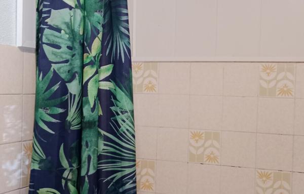 Maison de 90m2 environ avec jardin et garage, au centre du village