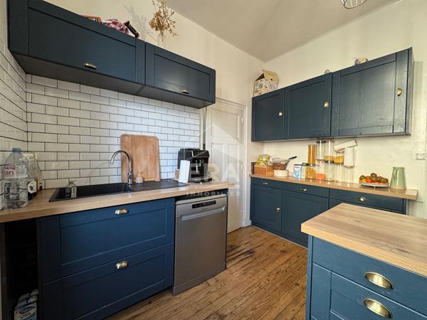 A vendre, jolie Maison ancienne rénovée type 6 avec jardin