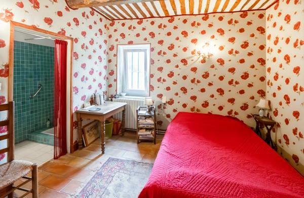 Saint-Rémy-de-Provence (13210) Mas provençal 240 m2 sur 1ha de terrain avec piscine