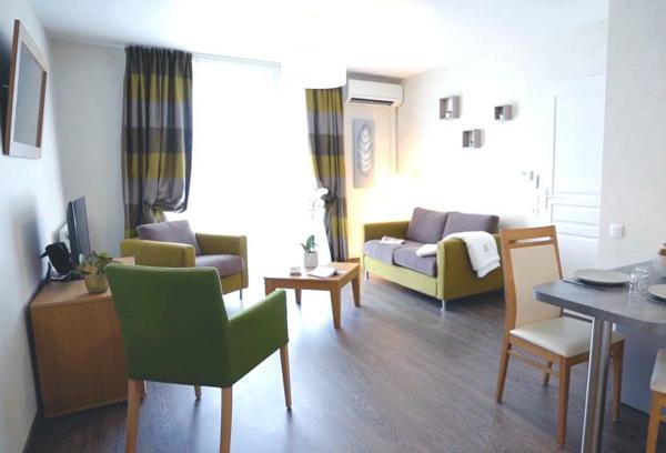 INVESTISSEMENT LOCATIF – CAVAILLON – Résidence Services Seniors Les Cigales du Lubéron – 5,15 % de rentabilité