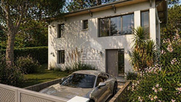 Maison à Réinventer : Votre Toile Blanche au Coeur d'un Havre de Paix