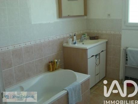 Maison à vendre 9 pièces 220 m² Romans-sur-Isère