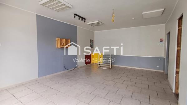 BÂTISSE DE 185 m2 À RÉINVENTER SELON VOS ENVIES !