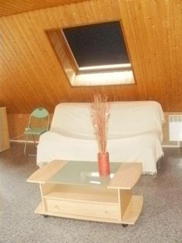 Investissement: IMMEUBLE de rapport 5.5 % environ. Composé de deux appartements et d'un fond de commerce