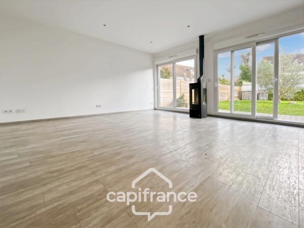 Maison familiale contemporaine, 145 m2, 4 chambres, en excellent état, sous-sol total, quartier Grand Val, proche gare, écoles, commerces, à Sucy-en-brie