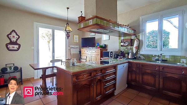 THIZY-LES-BOURGS (69240) , Maison individuelle 6 pièces, 4 chambres, garages, jardin Terrain 17000 m²