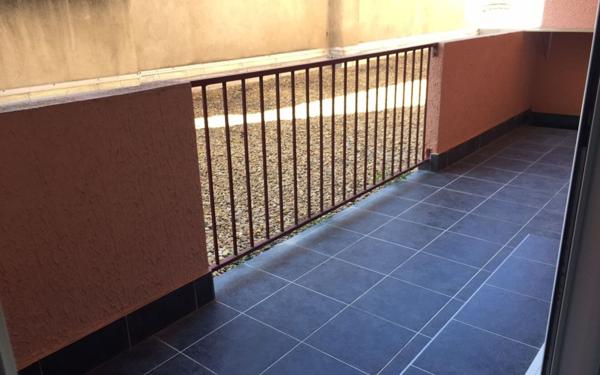 Appartement à vendre    2 pièces • 30 m2 Mèze