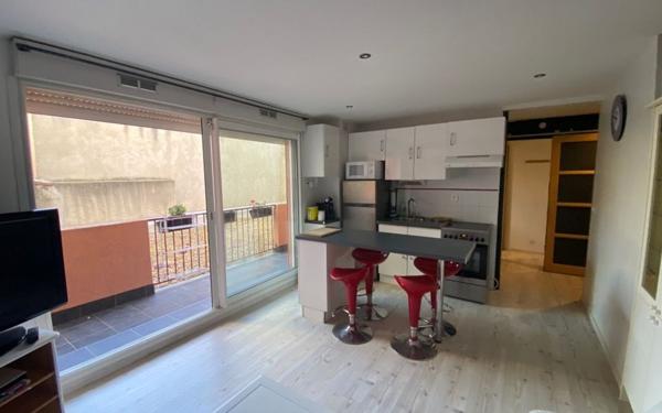 Appartement à vendre    2 pièces • 30 m2 Mèze