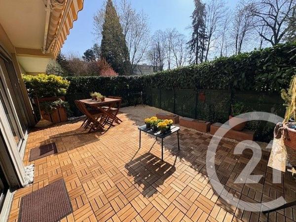 Appartement T3 à vendre  3 pièces - 74 m2 BOURG EN BRESSE - 01