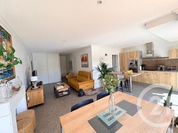 Appartement T3 à vendre  3 pièces - 74 m2 BOURG EN BRESSE - 01