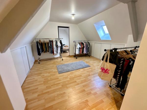 Maison à vendre 10 pièces (56)