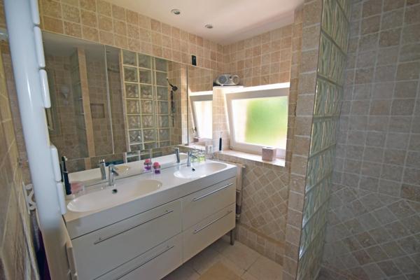 Maison à vendre 7 pièces LES GENETTES (61)