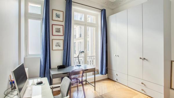 Appartement Paris 17 e - VILLIERS / EUROPE