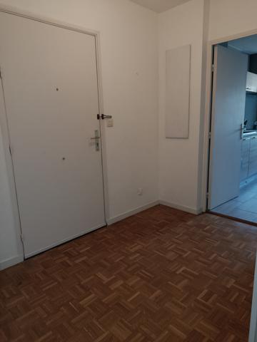 Lyon (69008) T3 avec 2 balcons, garage, vue jardin