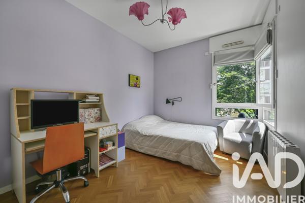 Location appartement 4 pièces 88 m² Asnières-sur-Seine