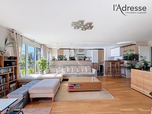 PUTEAUX / Quartier des Arts - Maison sur le toit - Bien d'exception 136 m² 5 pièces 1 Terrasse - 2 parkings | Possibilité 170 m²|