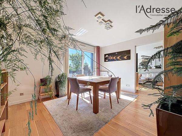 PUTEAUX / Quartier des Arts - Maison sur le toit - Bien d'exception 136 m² 5 pièces 1 Terrasse - 2 parkings | Possibilité 170 m²|