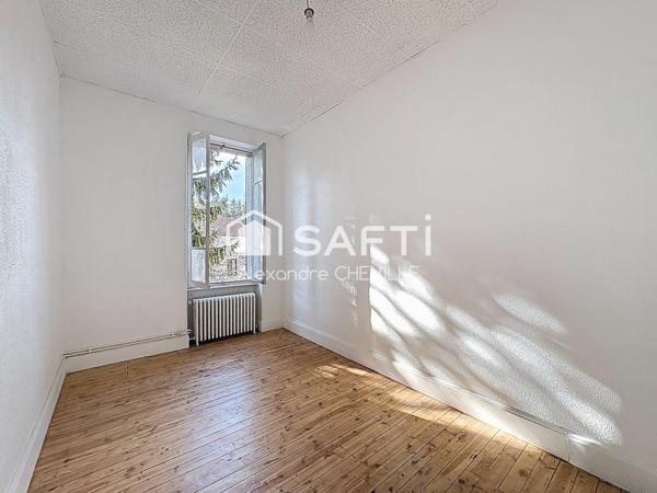 Investisseur Cusset : Plateau 100m² pour déficit