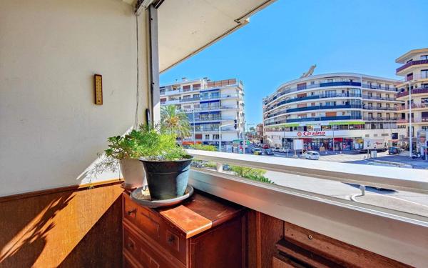 Appartement à vendre    2 pièces • 44 m2 Cagnes-sur-Mer