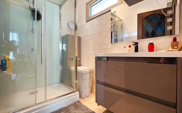 Appartement à vendre    2 pièces • 44 m2 Cagnes-sur-Mer