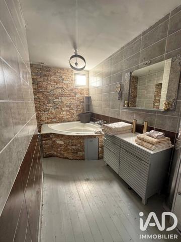 Maison à vendre 6 pièces 121,5 m² Savigny-le-Temple
