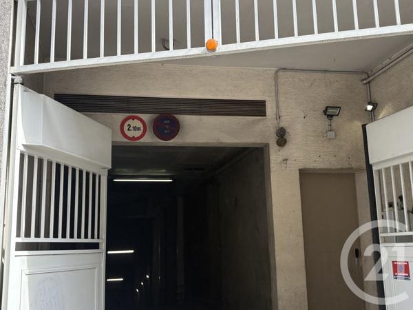 Parking à vendre  10,52 m 2   PARIS  - 75013