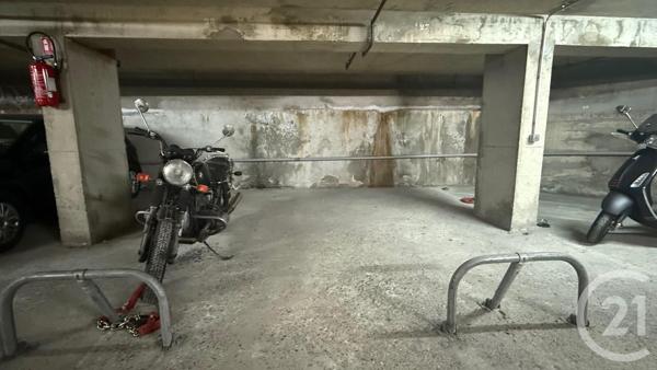 Parking à vendre  10,52 m 2   PARIS  - 75013