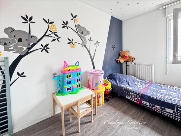 Quartier de l'Aérostat - Appartement 4 pièces (3 chambres - 2 SDE) - 2 places de parking