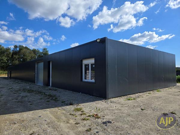 Vente parking Saint Jean Brevelay : 297 080 € - AJP Immobilier Plumelec