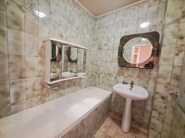 Appartement à vendre 4 pièces (82,62 m2 carrez) quartier Adamville-Baratte Cholet, SAINT MAUR DES FOSSES (94)