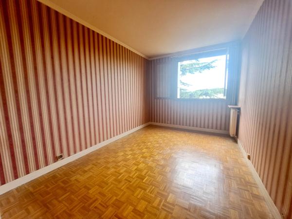Appartement à vendre 4 pièces (82,62 m2 carrez) quartier Adamville-Baratte Cholet, SAINT MAUR DES FOSSES (94)