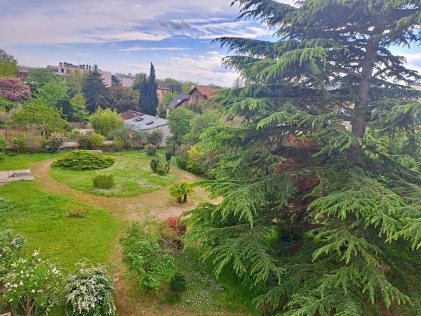 Appartement à vendre 4 pièces (82,62 m2 carrez) quartier Adamville-Baratte Cholet, SAINT MAUR DES FOSSES (94)