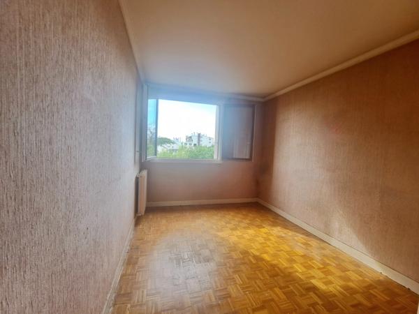 Appartement à vendre 4 pièces (82,62 m2 carrez) quartier Adamville-Baratte Cholet, SAINT MAUR DES FOSSES (94)