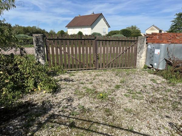 Appartement à vendre à Allériot en Saône-et-Loire (71380), ref : 01067-918