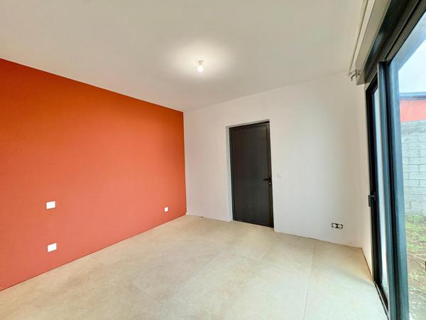 Opportunité Rare : Villa Neuve (2024) en Plein Cœur des Trois-Bassins