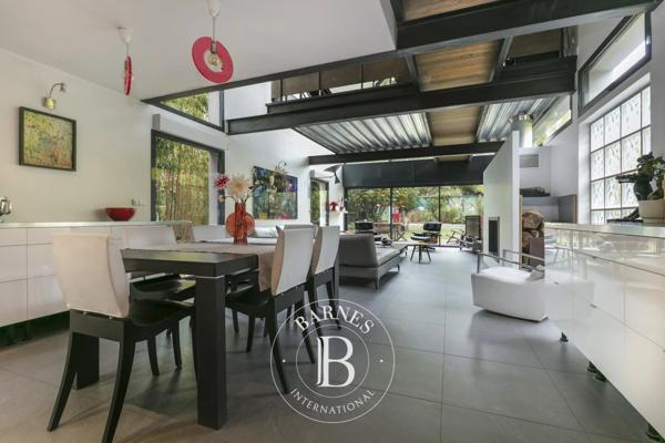 Rueil-Malmaison, Maison 4 Chambres -  227 m² à vendre