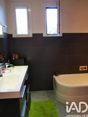 Location maison 5 pièces 142 m² Bouguenais