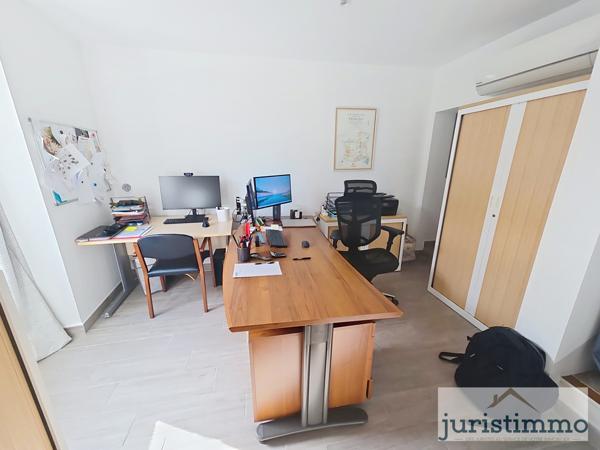 Uchaux (84100) Superbe mas provençal rénové – 270 m² sur 3 931 m² de terrain à Uchaux