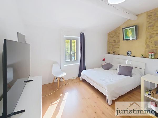 Uchaux (84100) Superbe mas provençal rénové – 270 m² sur 3 931 m² de terrain à Uchaux