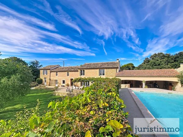 Uchaux (84100) Superbe mas provençal rénové – 270 m² sur 3 931 m² de terrain à Uchaux
