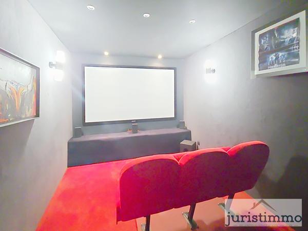 Uchaux (84100) Superbe mas provençal rénové – 270 m² sur 3 931 m² de terrain à Uchaux