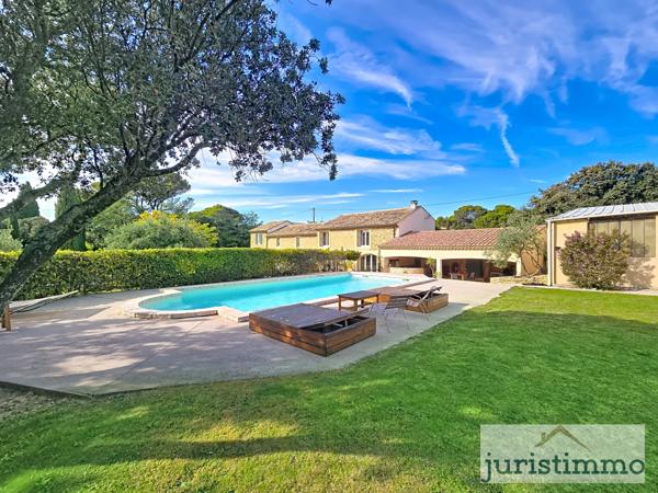 Uchaux (84100) Superbe mas provençal rénové – 270 m² sur 3 931 m² de terrain à Uchaux