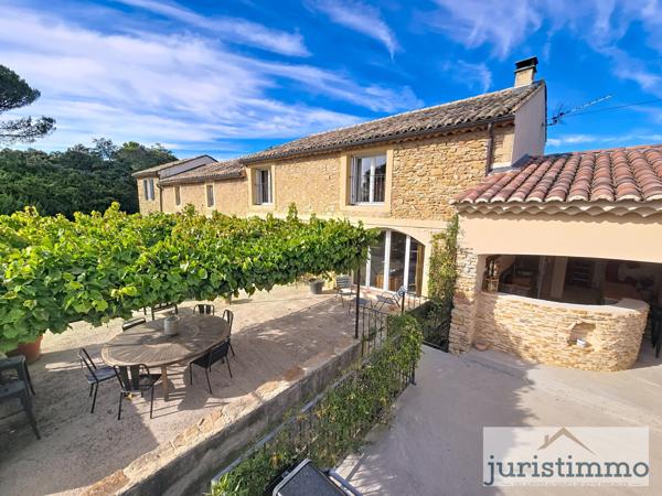 Uchaux (84100) Superbe mas provençal rénové – 270 m² sur 3 931 m² de terrain à Uchaux